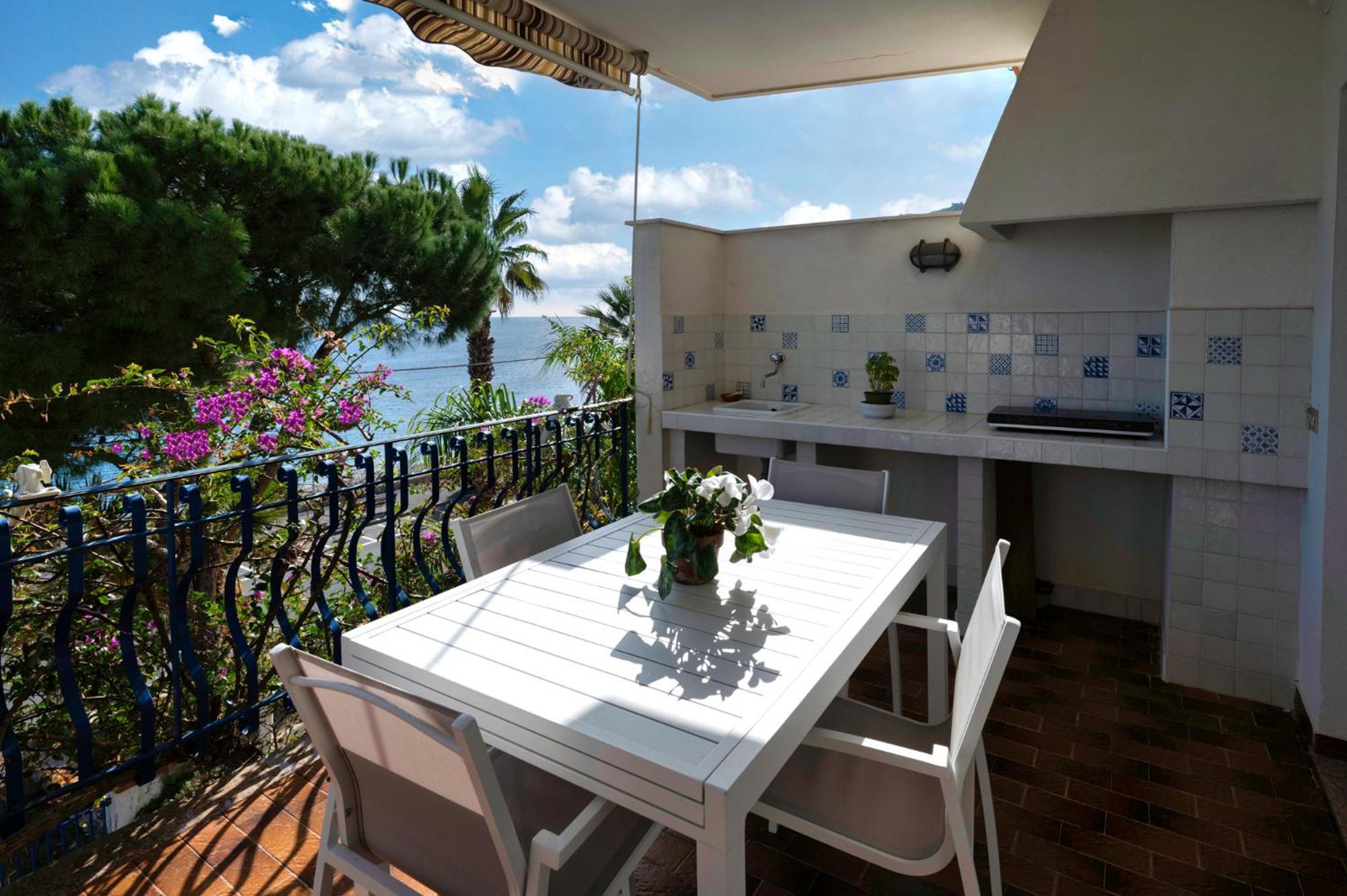 Appartement Taormina Sea House à SantʼAlessio Siculo Extérieur photo