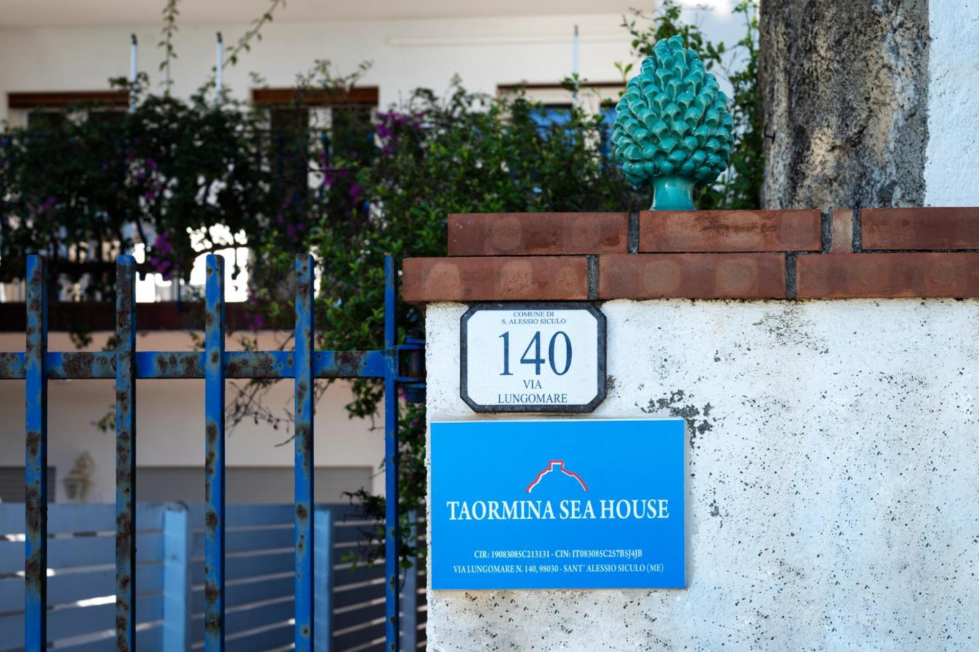 Appartement Taormina Sea House à SantʼAlessio Siculo Extérieur photo